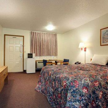 Country Side Inn Тайлер Экстерьер фото